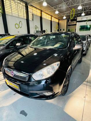 FIAT GRAND SIENA 1.4 MPI ATTRACTIVE 8V FLEX 4P MANUAL FIAT GRAND SIENA 1.4 MPI ATTRACTIVE 8V FLEX 4P MANUAL